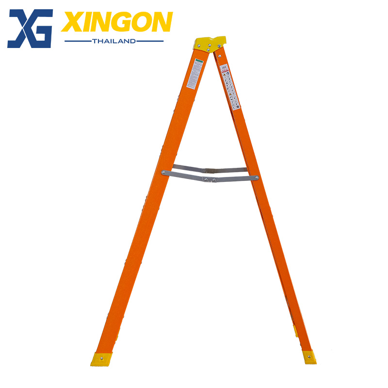 บันไดไฟเบอร์กลาสทรงเอมีถาดวางเครื่องมือ5ฟุต XG107B5 - Image 4